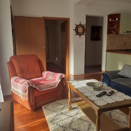 Sem Daire Tar-Vabriga Dış mekan fotoğraf